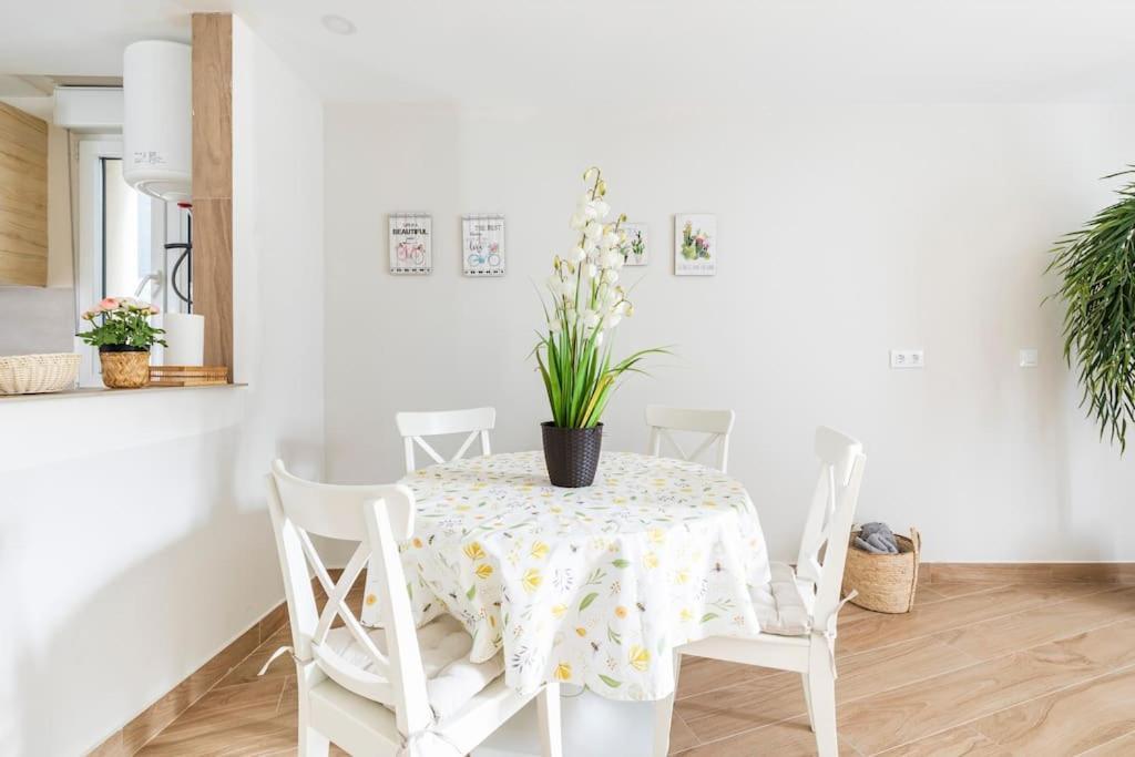 El Toison 21 Parking Gratis-6 Pax Centro-Historico Apartment Bilbao Exterior photo